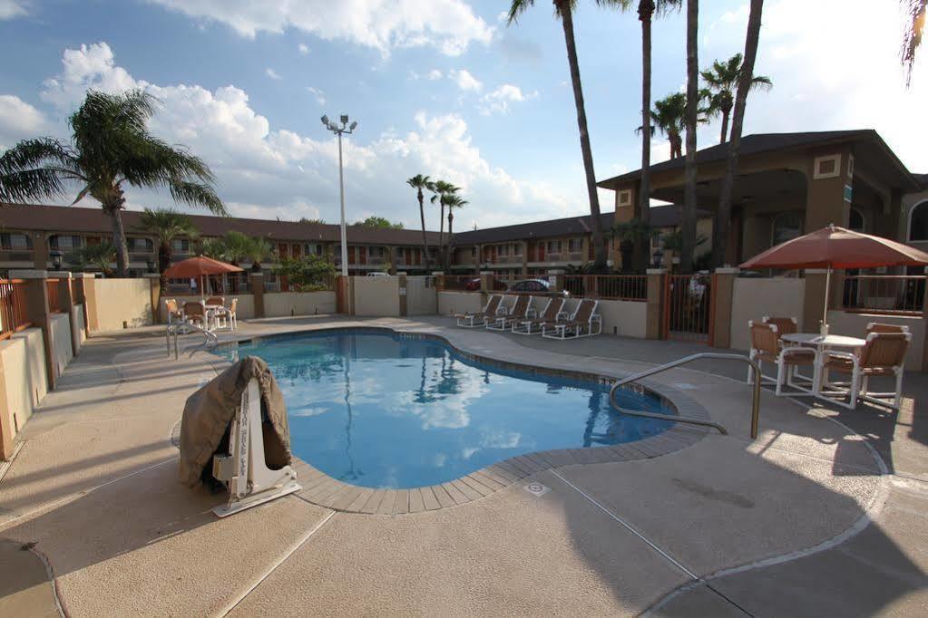 Texas Inn & Suites Pharr/San Juan Dış mekan fotoğraf