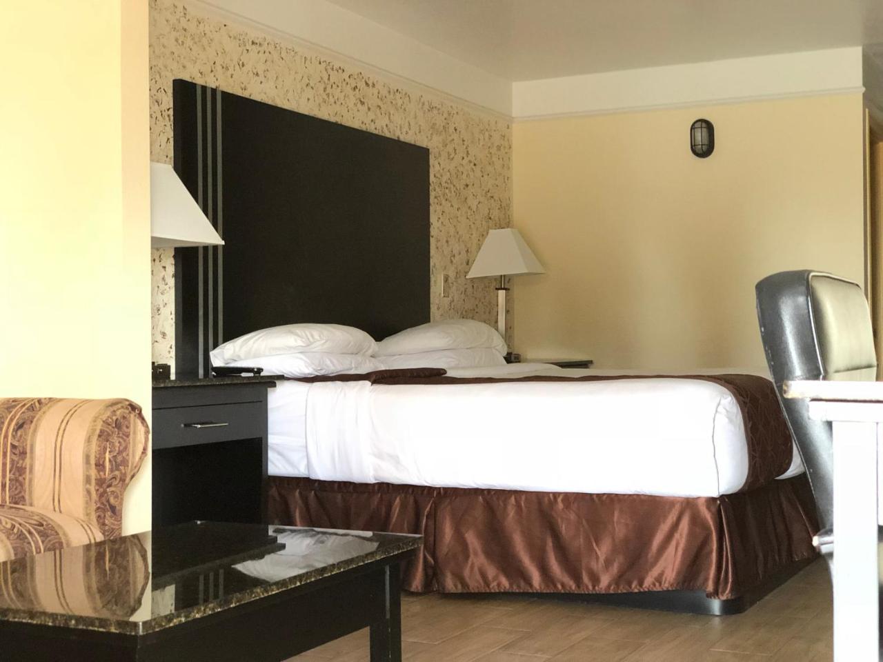 Texas Inn & Suites Pharr/San Juan Dış mekan fotoğraf