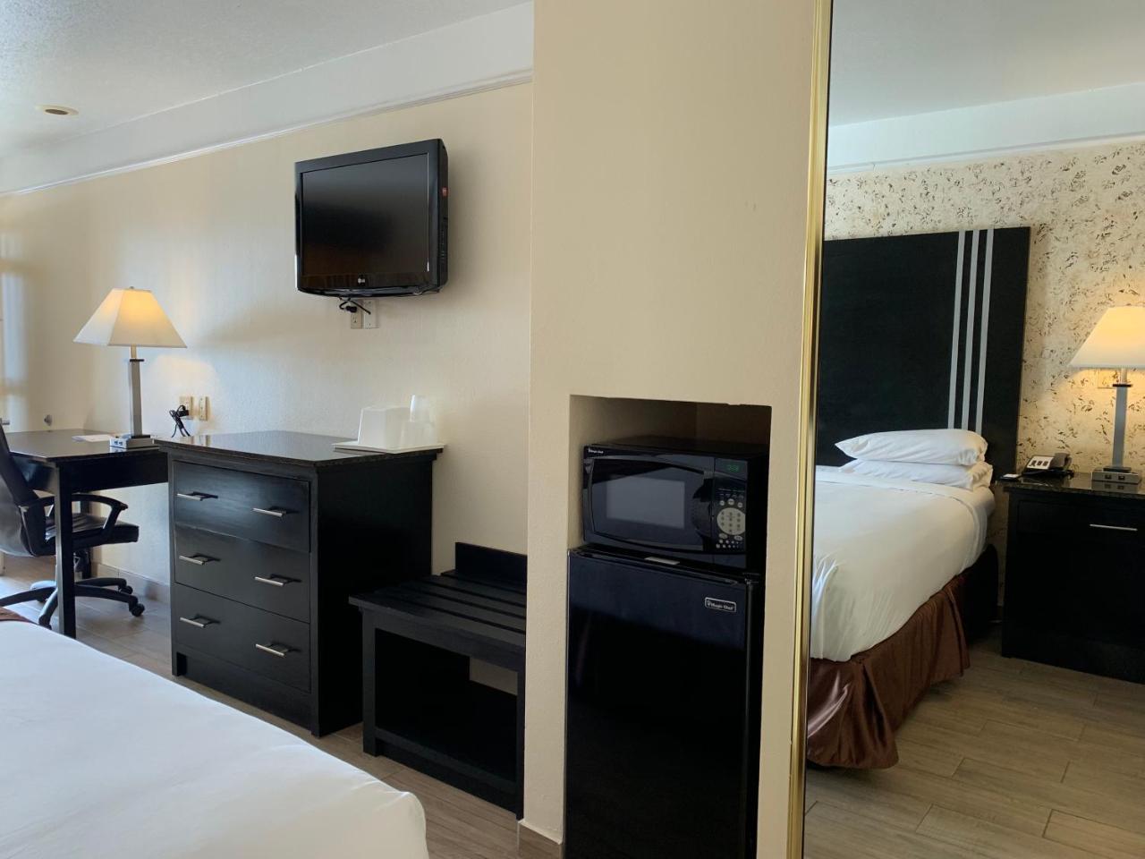 Texas Inn & Suites Pharr/San Juan Dış mekan fotoğraf